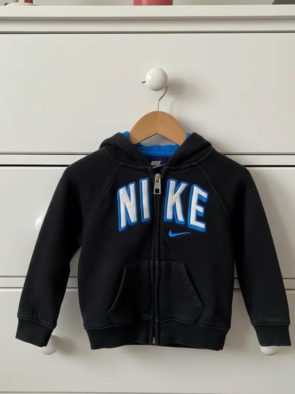 Nike Black Logo Zip-Up Hoodie 6-9 Months